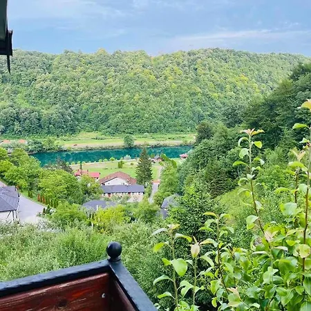 Azra River View House Bihac