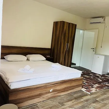 Azra River View House Apartment *